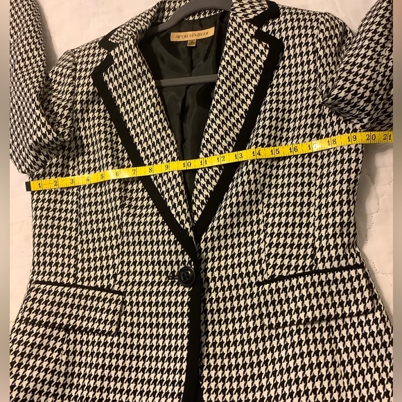 Nipon Boutique Blazer - Picture 6 of 11
